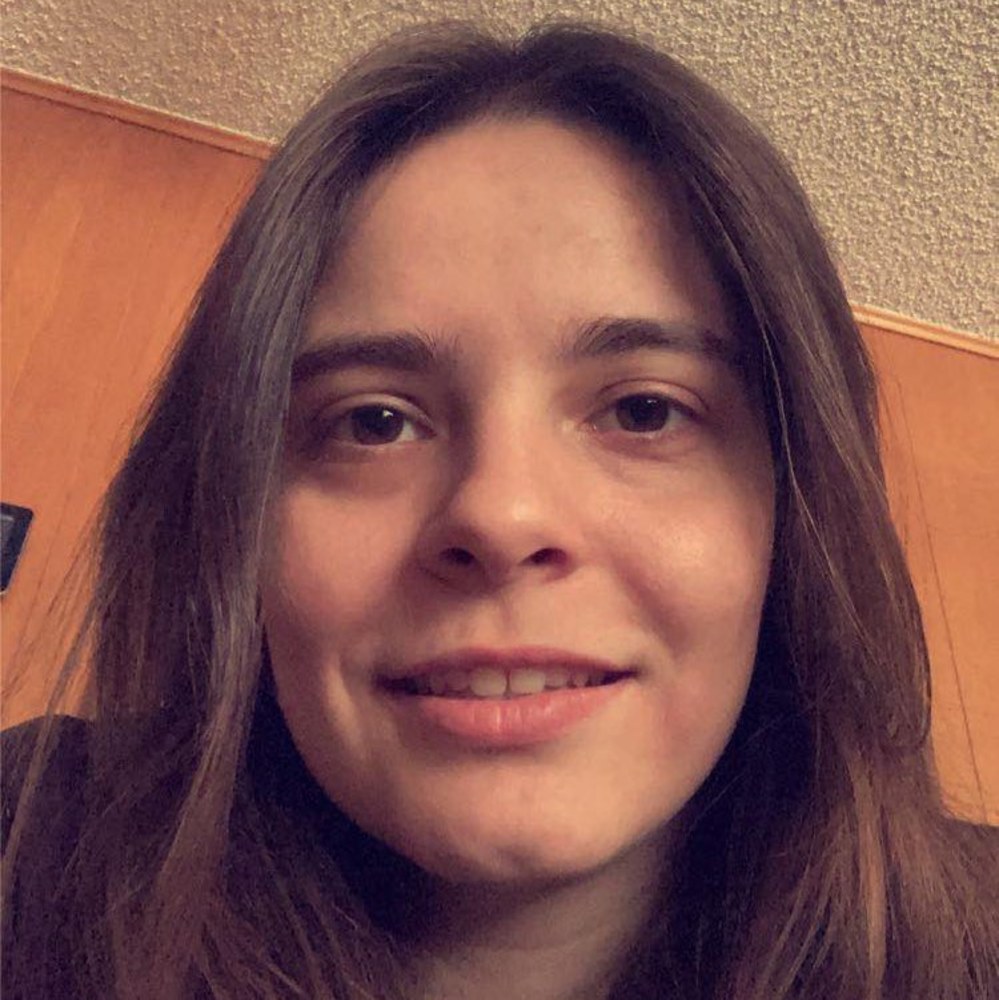 Meet your Posher, Gina